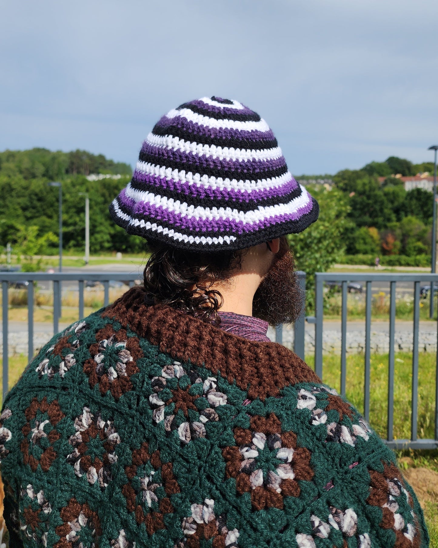 Spiral Bucket Hat - Black, Purple, & White