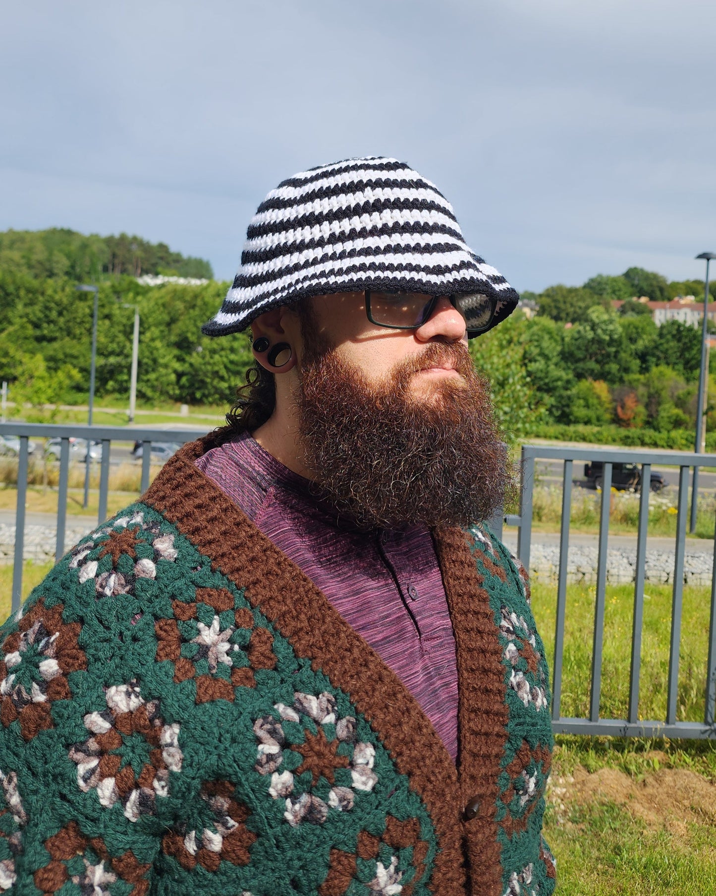 Spiral Bucket Hat - Black & White