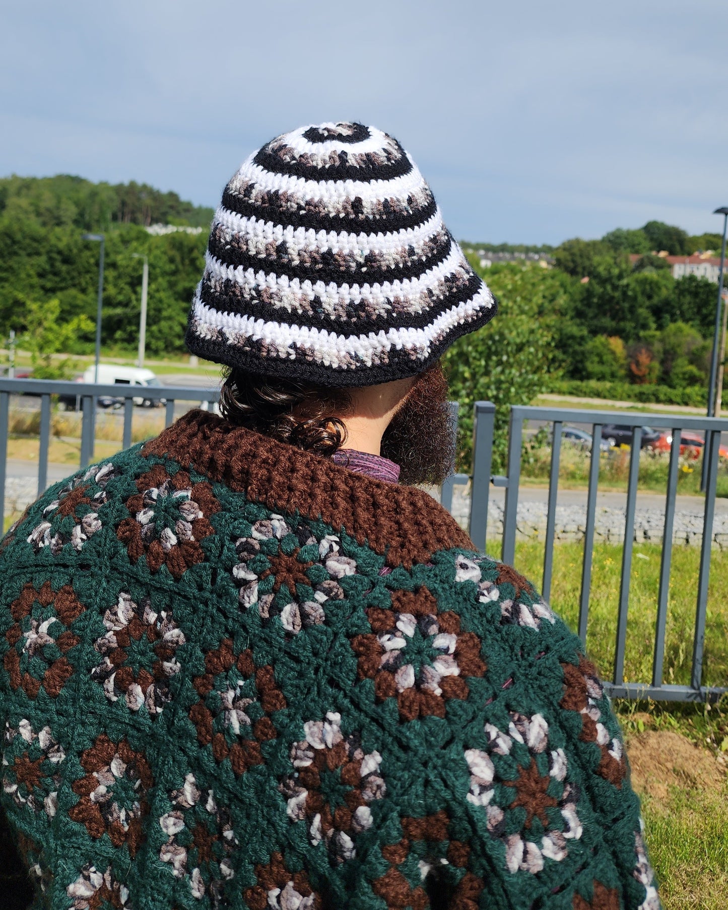 Spiral Bucket Hat - Black, Grey, & White