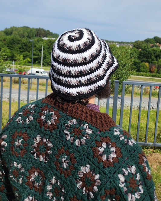 Spiral Bucket Hat - Black, Grey, & White