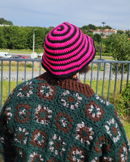 Spiral Bucket Hat - Hot Pink & Black
